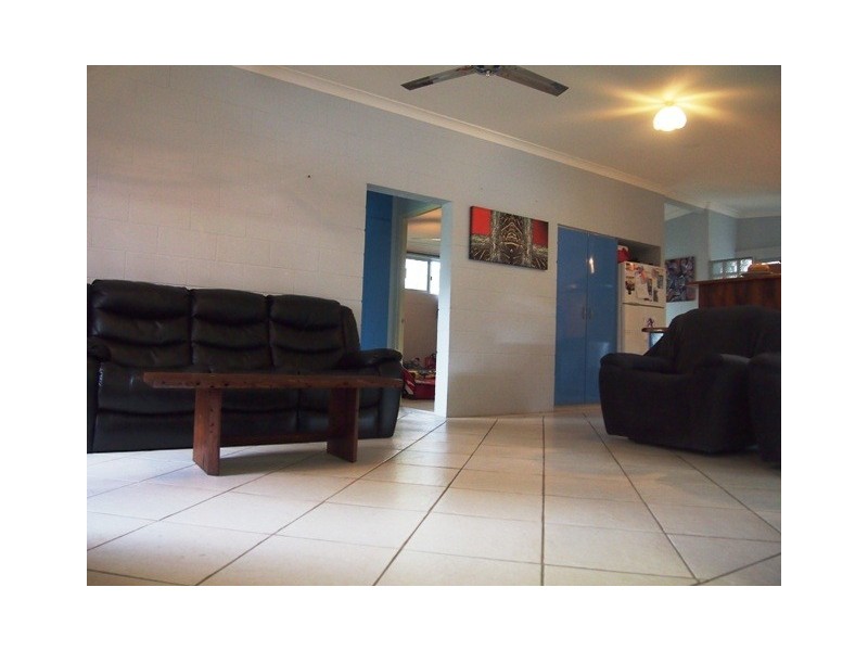 8 Mason Street, Tin Can Bay QLD 4580