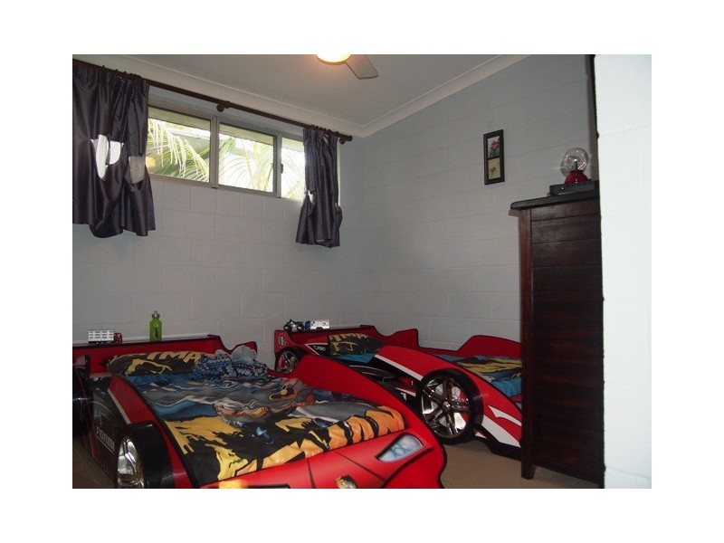 8 Mason Street, Tin Can Bay QLD 4580