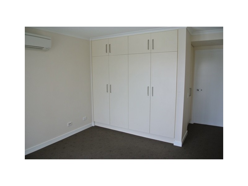 Unit 4 of 6 Gympie Rd, Tin Can Bay QLD 4580