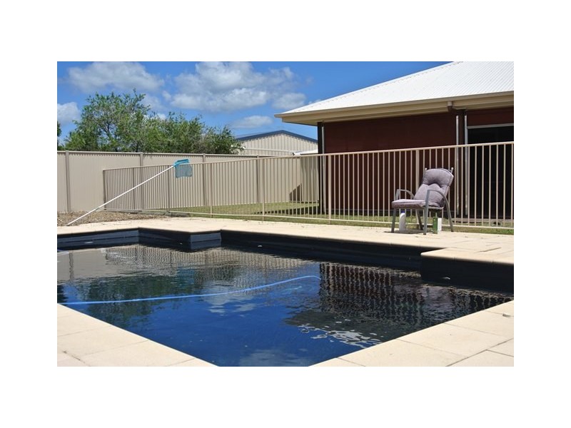 81 Fyshburn Drive, Cooloola Cove QLD 4580
