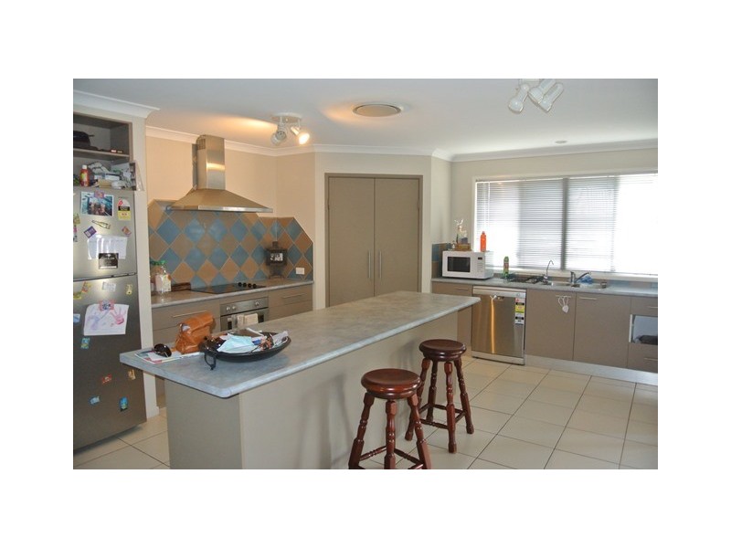 81 Fyshburn Drive, Cooloola Cove QLD 4580