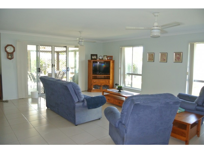6 Dianella Circuit, Cooloola Cove QLD 4580