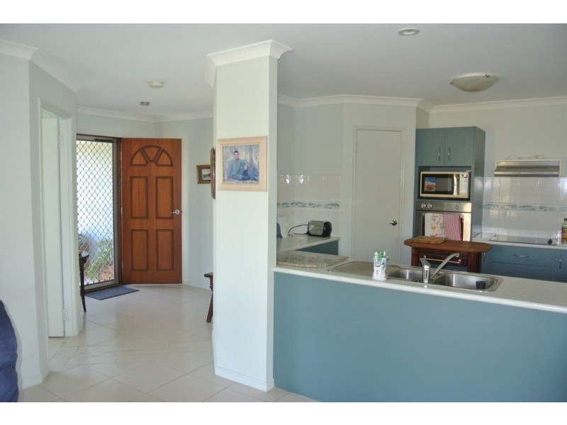 6 Dianella Circuit, Cooloola Cove QLD 4580