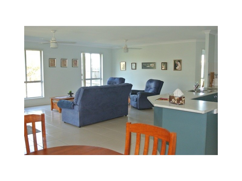 6 Dianella Circuit, Cooloola Cove QLD 4580