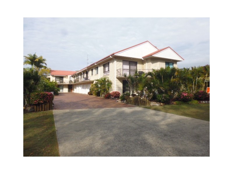 Unit 4, 84 Toolara Rd, Tin Can Bay QLD 4580