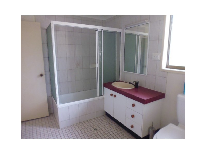 Unit 4, 84 Toolara Rd, Tin Can Bay QLD 4580