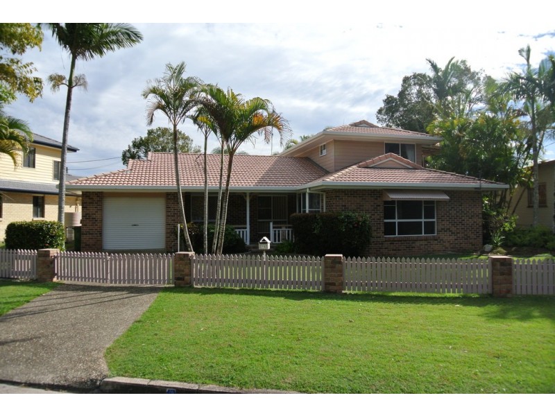 76 Esplanade, Tin Can Bay QLD 4580