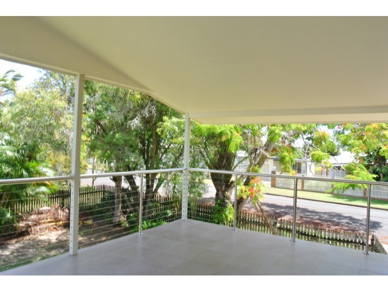 14 Gympie Road, Tin Can Bay QLD 4580