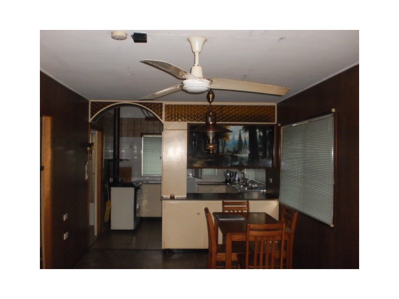 2 Schumann Street, Tin Can Bay QLD 4580