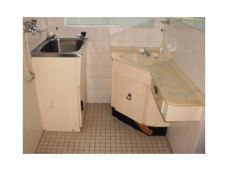 2 Schumann Street, Tin Can Bay QLD 4580