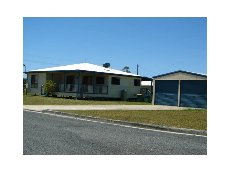 35 Nautilus Drive, Cooloola Cove QLD 4580