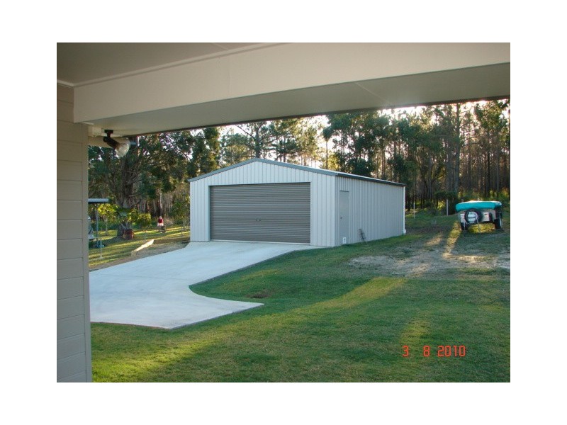 14 Endeavour Drive, Cooloola Cove QLD 4580