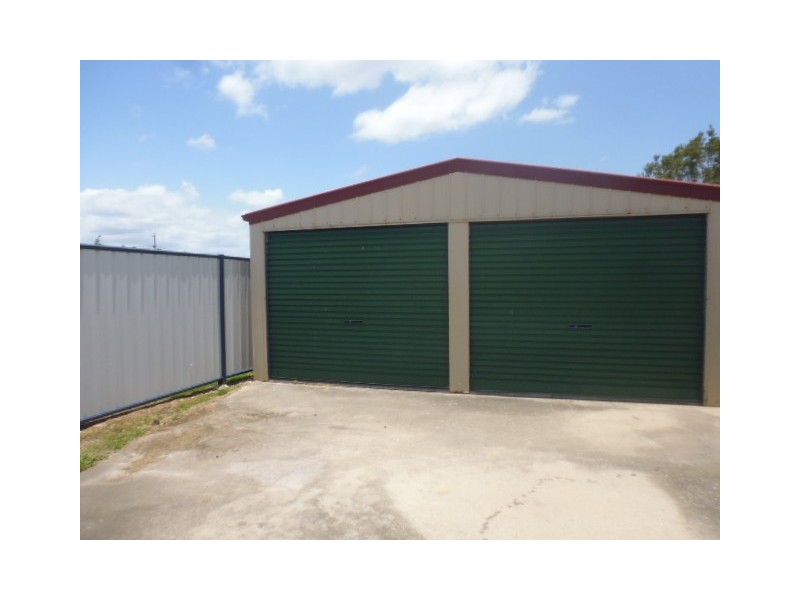 17 Canberra Avenue, Cooloola Cove QLD 4580