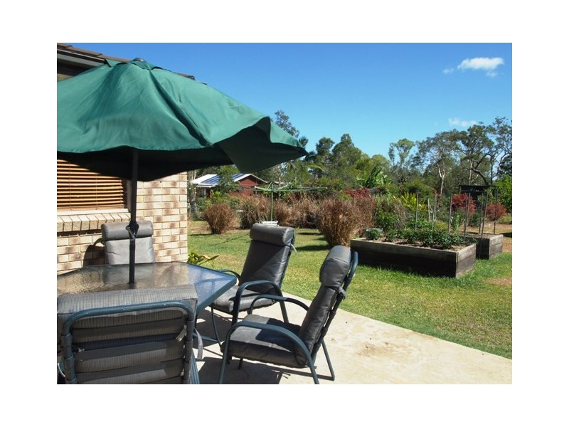 96 Bayside Road, Cooloola Cove QLD 4580