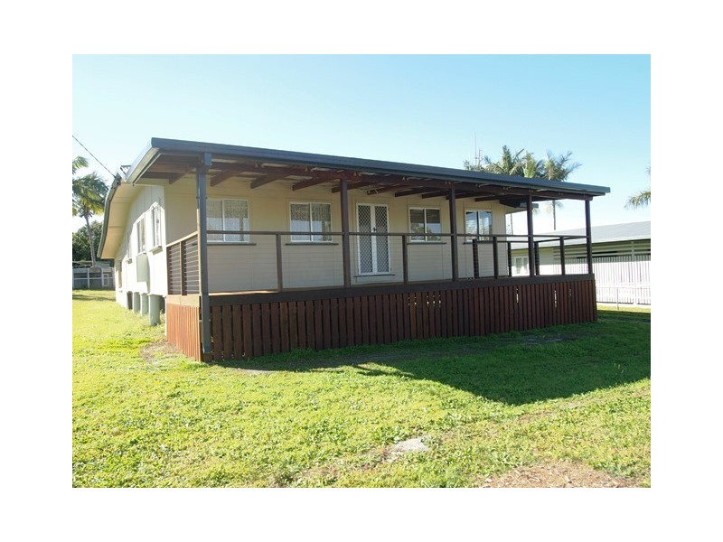 27 Tailor Street, Tin Can Bay QLD 4580