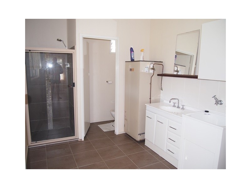 27 Tailor Street, Tin Can Bay QLD 4580
