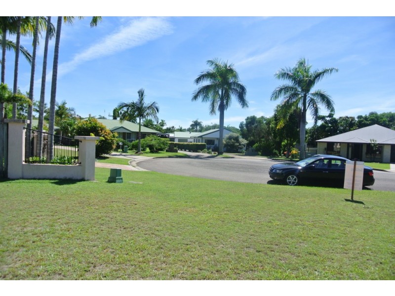 5 Aramac Court, Tin Can Bay QLD 4580