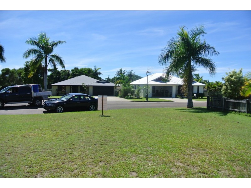 5 Aramac Court, Tin Can Bay QLD 4580
