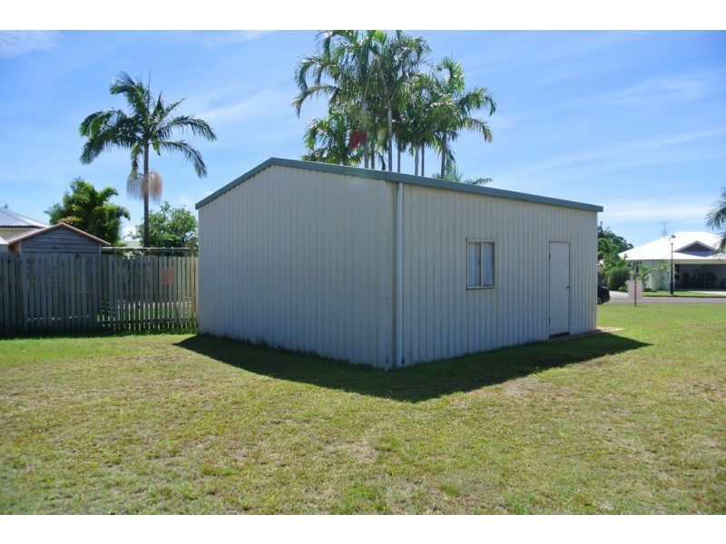 5 Aramac Court, Tin Can Bay QLD 4580