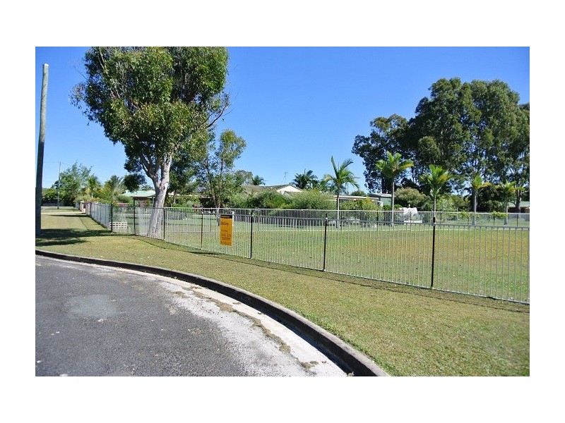 17 Norfolk Court, Cooloola Cove QLD 4580
