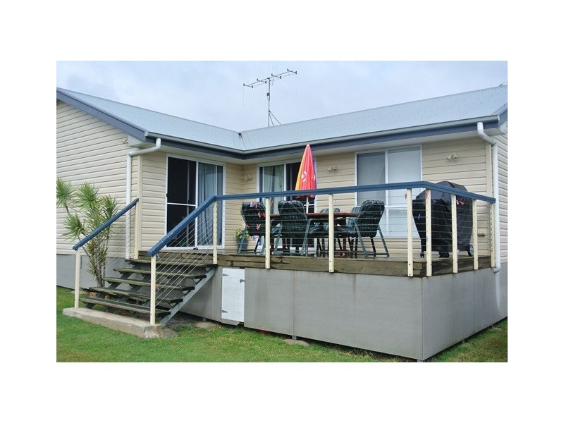 4 Aqua Place, Tin Can Bay QLD 4580