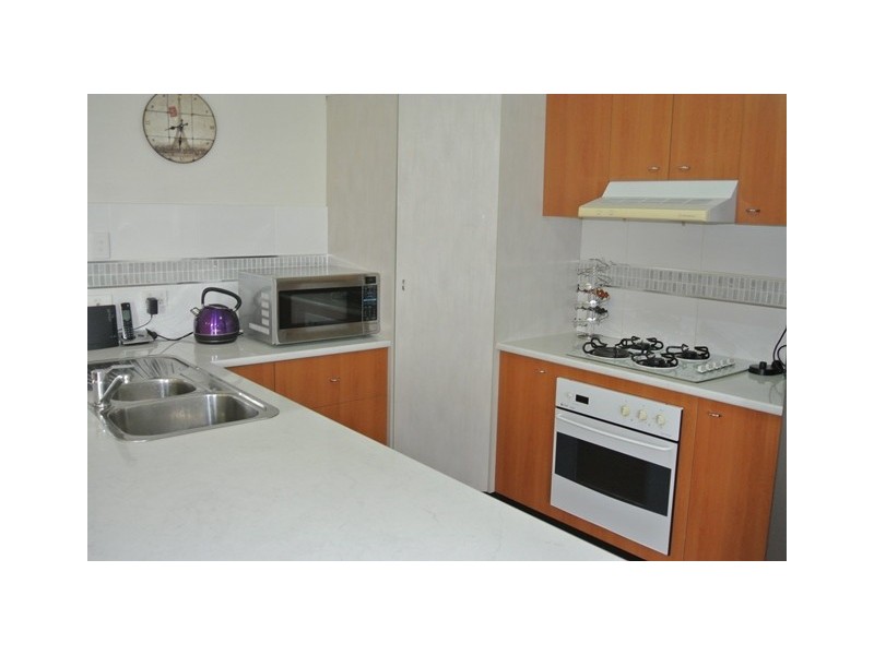4 Aqua Place, Tin Can Bay QLD 4580