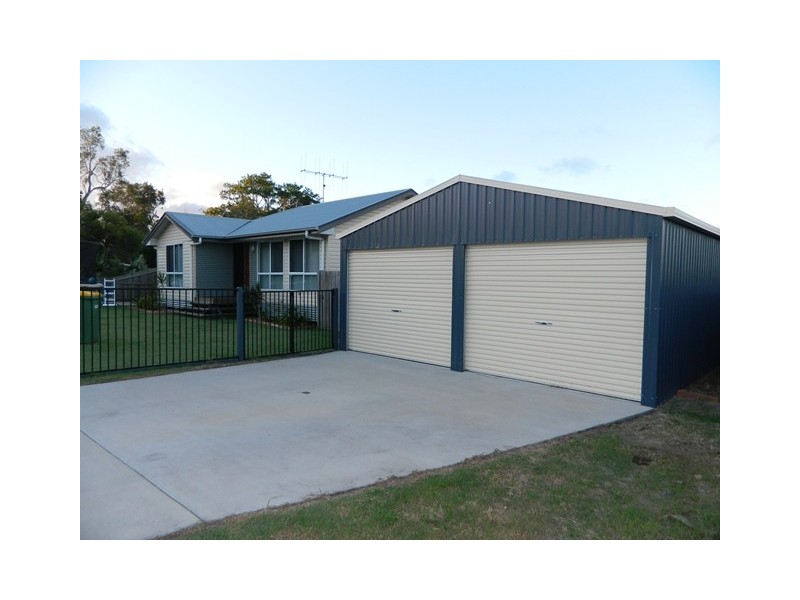 4 Aqua Place, Tin Can Bay QLD 4580