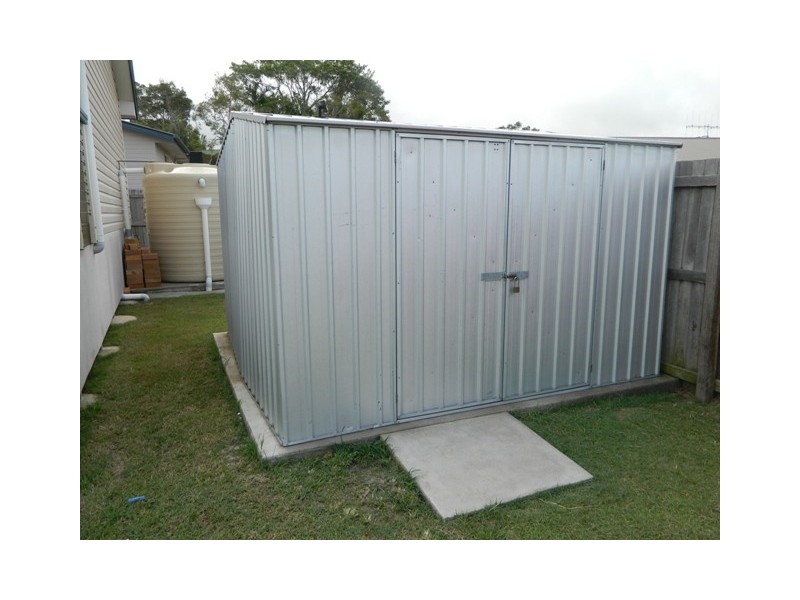 4 Aqua Place, Tin Can Bay QLD 4580