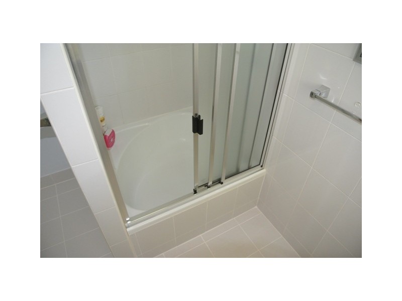 6 Doric Court, Cooloola Cove QLD 4580