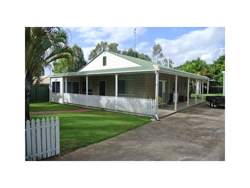 4 Essex Court, Cooloola Cove QLD 4580