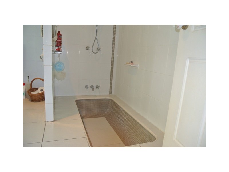 4 Essex Court, Cooloola Cove QLD 4580