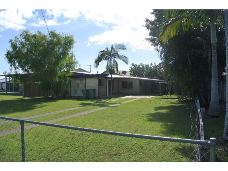 7 Buchanan Street, Tin Can Bay QLD 4580