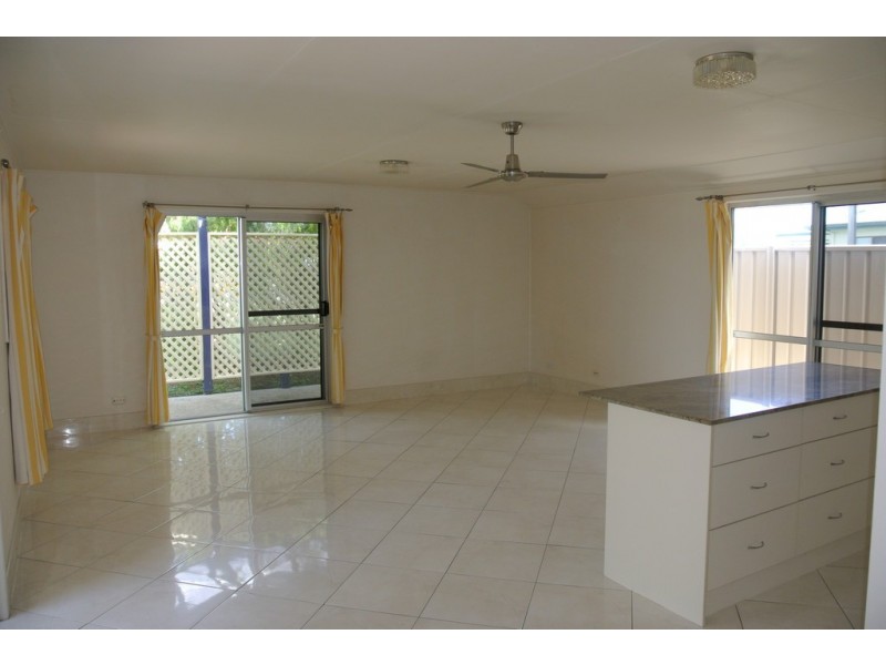 7 Buchanan Street, Tin Can Bay QLD 4580
