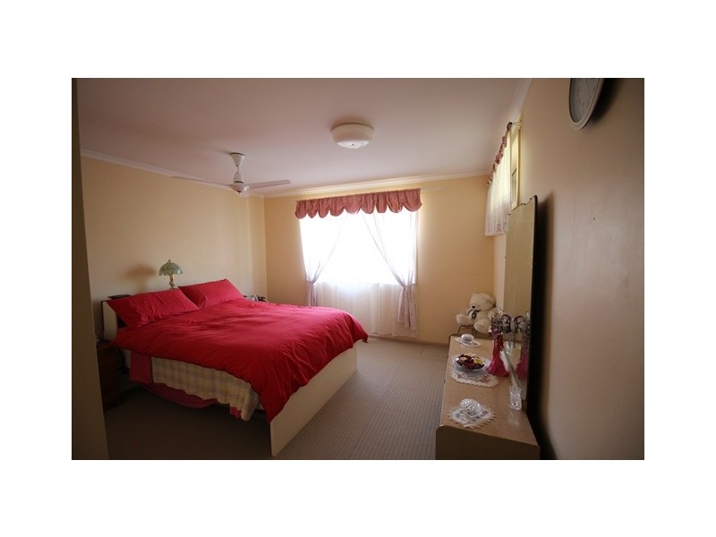 68 Gympie Road, Tin Can Bay QLD 4580