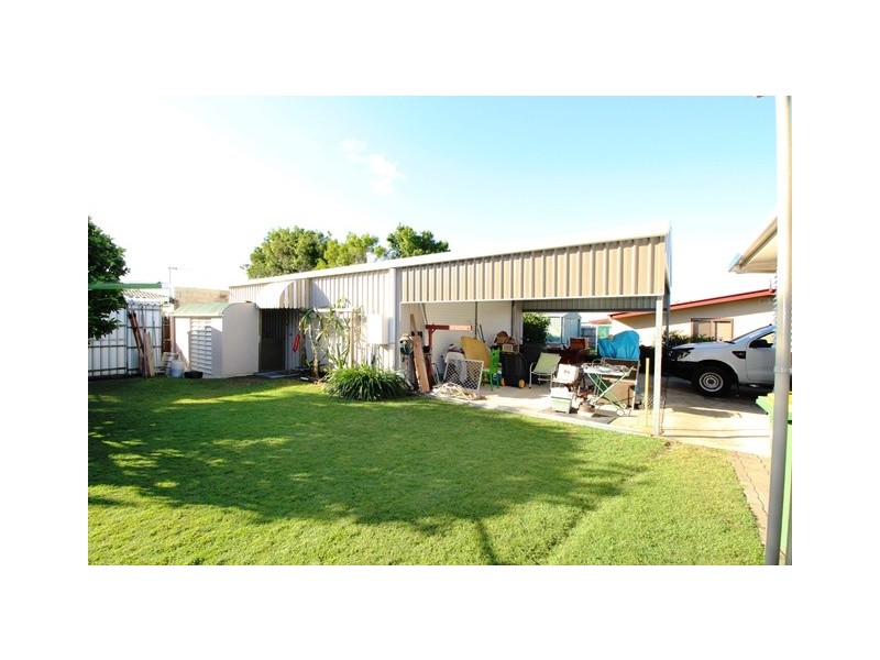 68 Gympie Road, Tin Can Bay QLD 4580