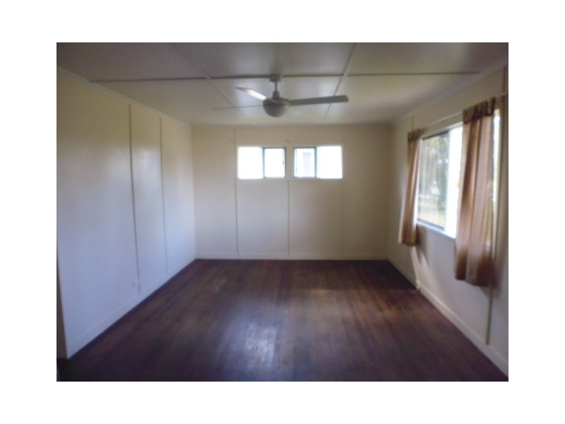 13 Tailor Street, Tin Can Bay QLD 4580