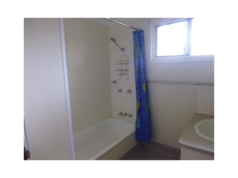 13 Tailor Street, Tin Can Bay QLD 4580