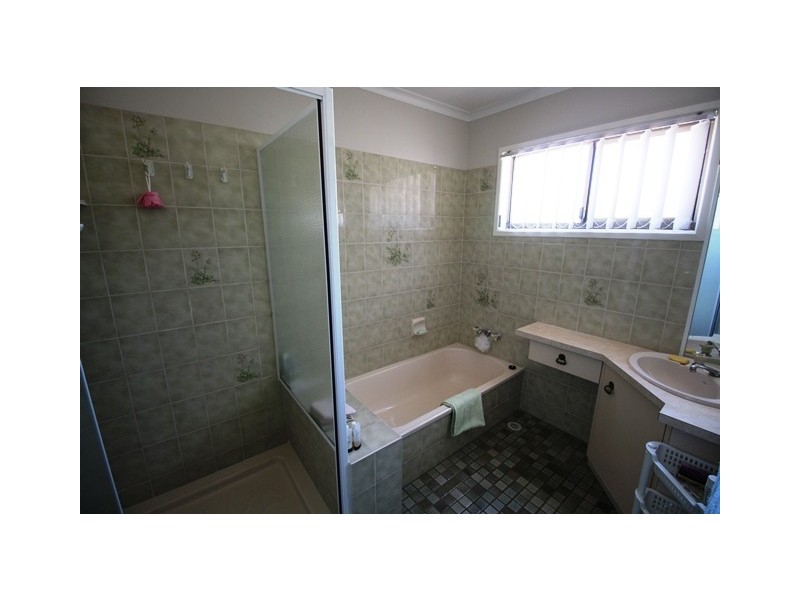 78 Gympie Road, Tin Can Bay QLD 4580
