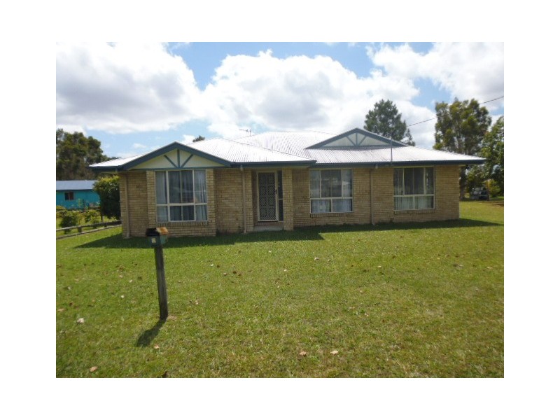 6 Gypsy Court, Cooloola Cove QLD 4580