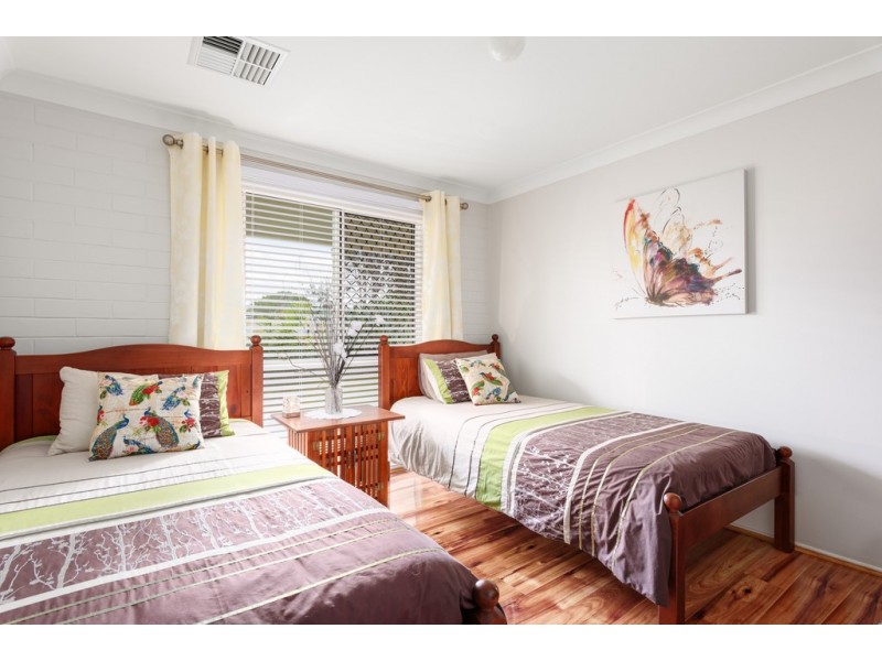 67 Golden Hind Avenue, Cooloola Cove QLD 4580