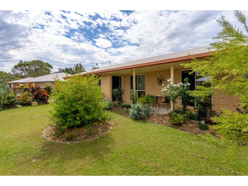 67 Golden Hind Avenue, Cooloola Cove QLD 4580