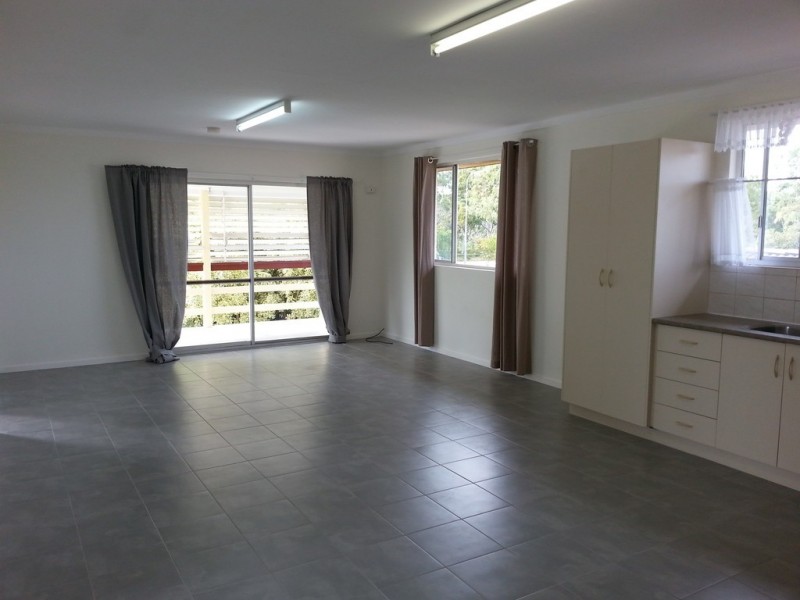 2/183 Gympie Road, Tin Can Bay QLD 4580