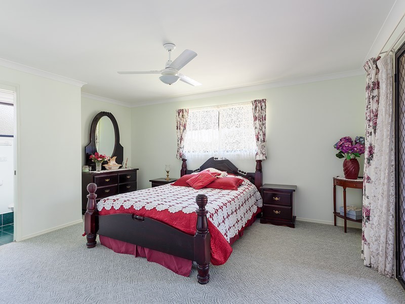 17 Discovery Drive, Cooloola Cove QLD 4580