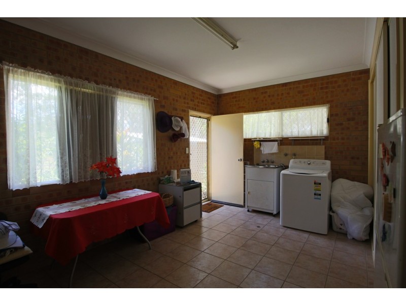 211 Tin Can Bay Road, Tin Can Bay QLD 4580