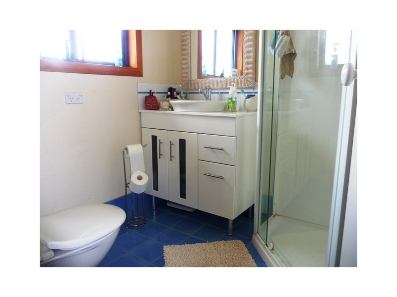 4 Nina Court, Cooloola Cove QLD 4580