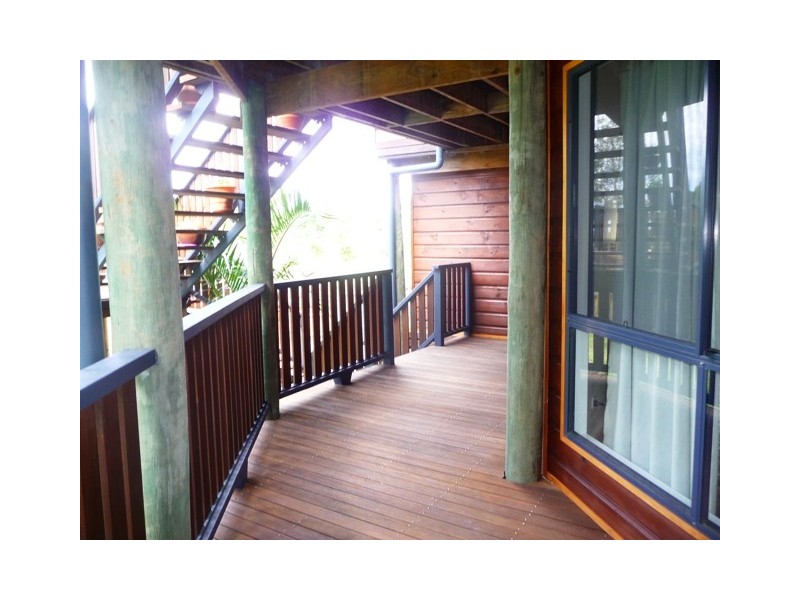 4 Nina Court, Cooloola Cove QLD 4580
