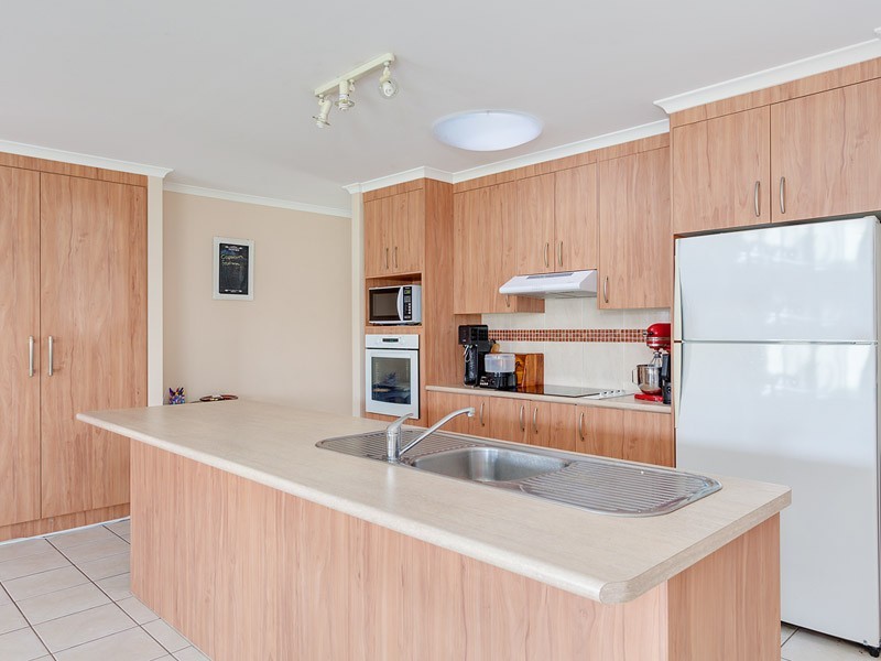 1 Capstan Court, Cooloola Cove QLD 4580