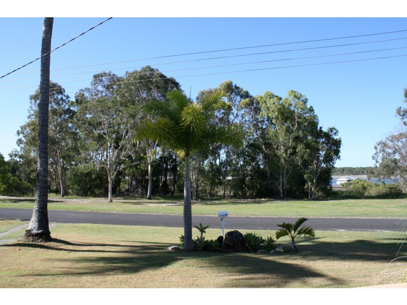 23 Oyster Parade, Tin Can Bay QLD 4580