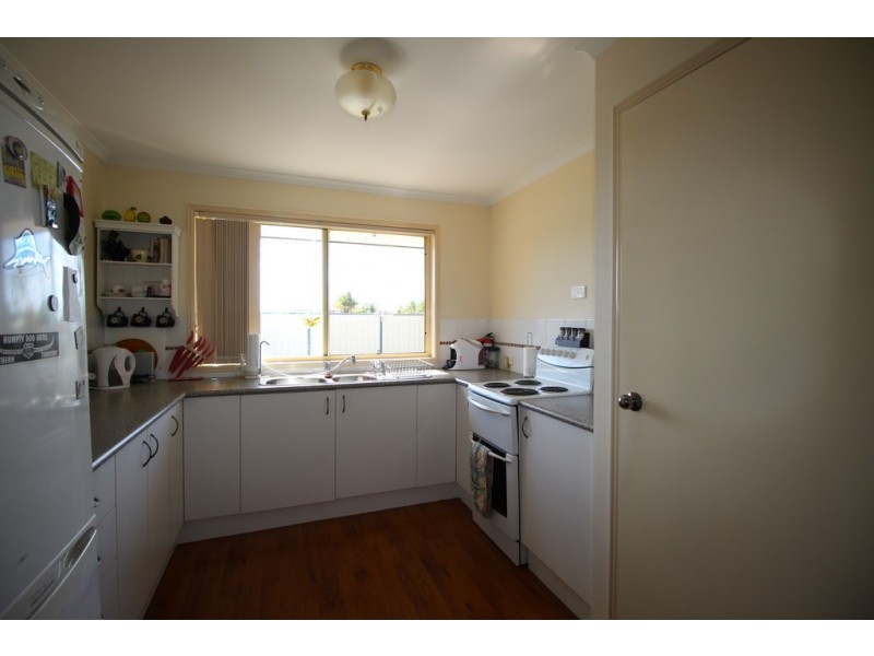 8 Mariposa Place, Cooloola Cove QLD 4580
