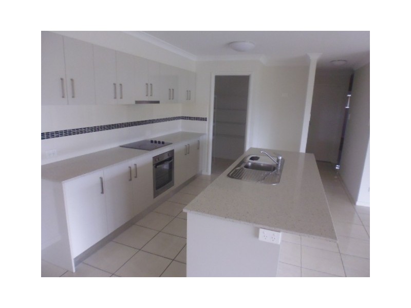 53 Mariposa Place, Cooloola Cove QLD 4580